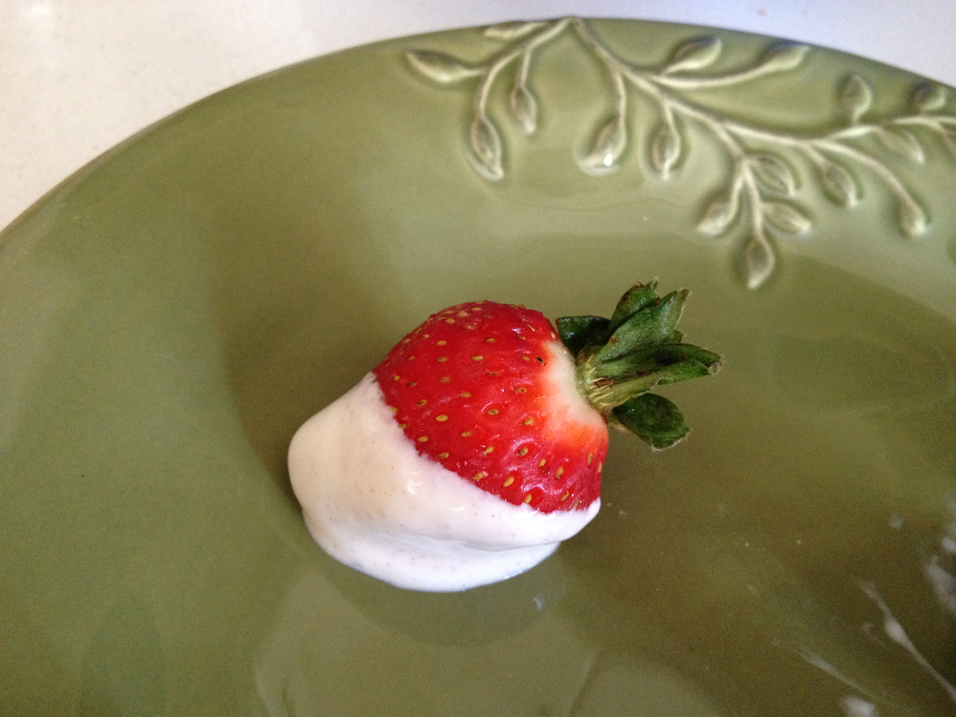 Strawberries in Greek Yogurt Dip!